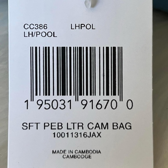 💰SOLD - CC386 - Coach Camera Bag - Picture 10 of 12